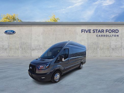 Used 2023 Ford Transit 250 148 High Roof Extended AWD image 4