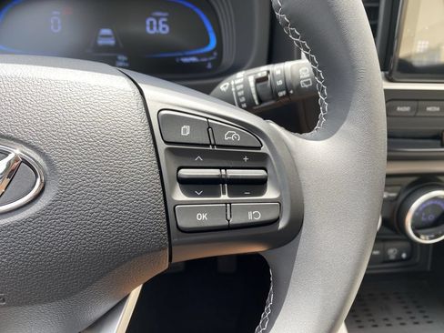 New 2026 Hyundai Venue SEL FWD image 21
