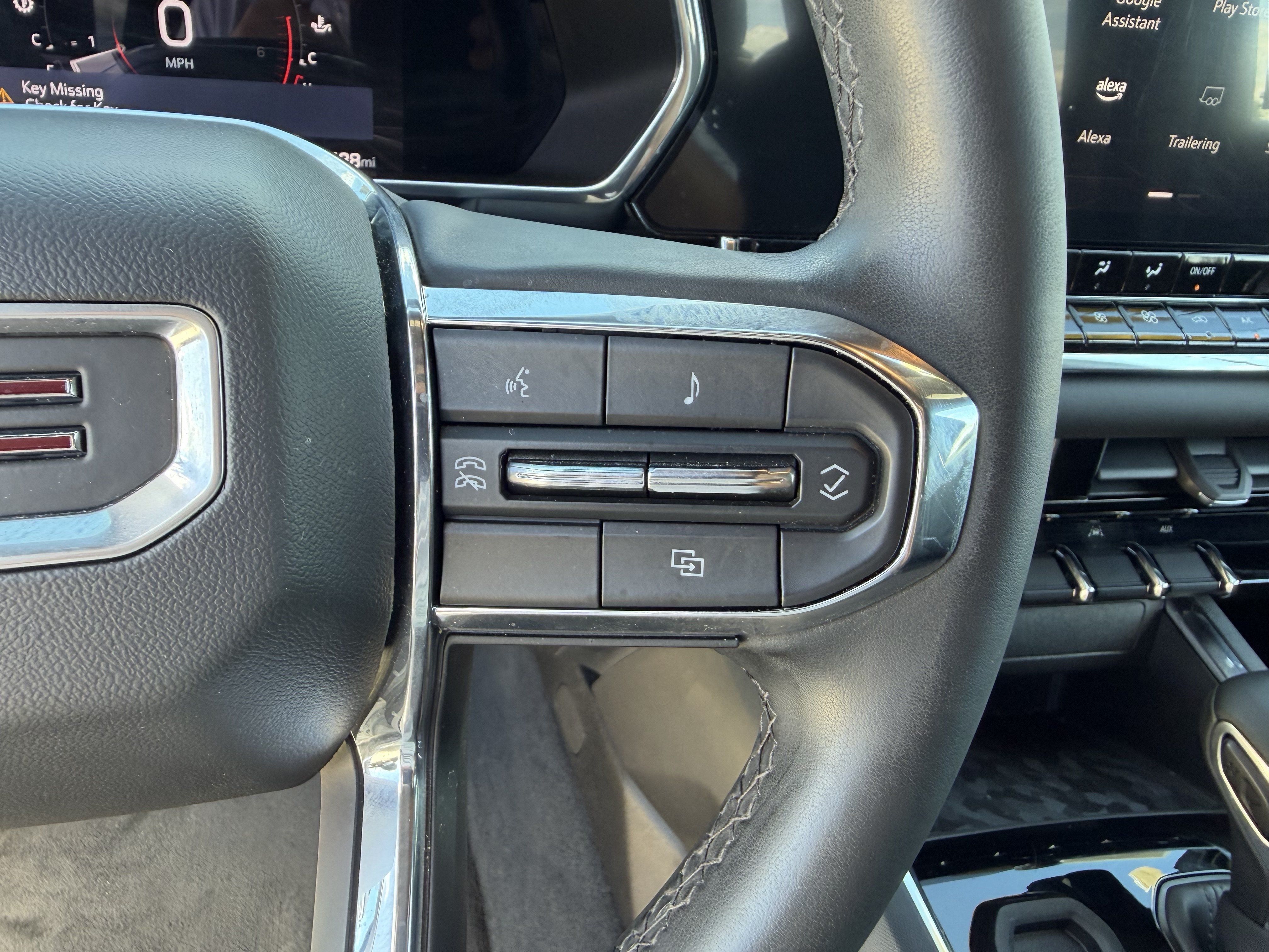 Used 2023 GMC Canyon Elevation w/ Convenience Package RWD image 30