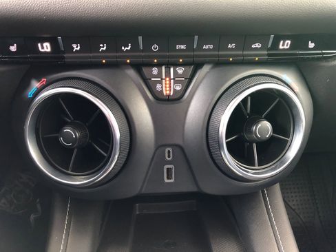 Used 2023 Chevrolet Blazer LT w/ Convenience Package FWD image 26