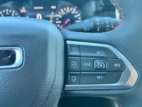 Used 2024 Jeep Compass Trailhawk w/ Trailhawk Convenience Group image 29