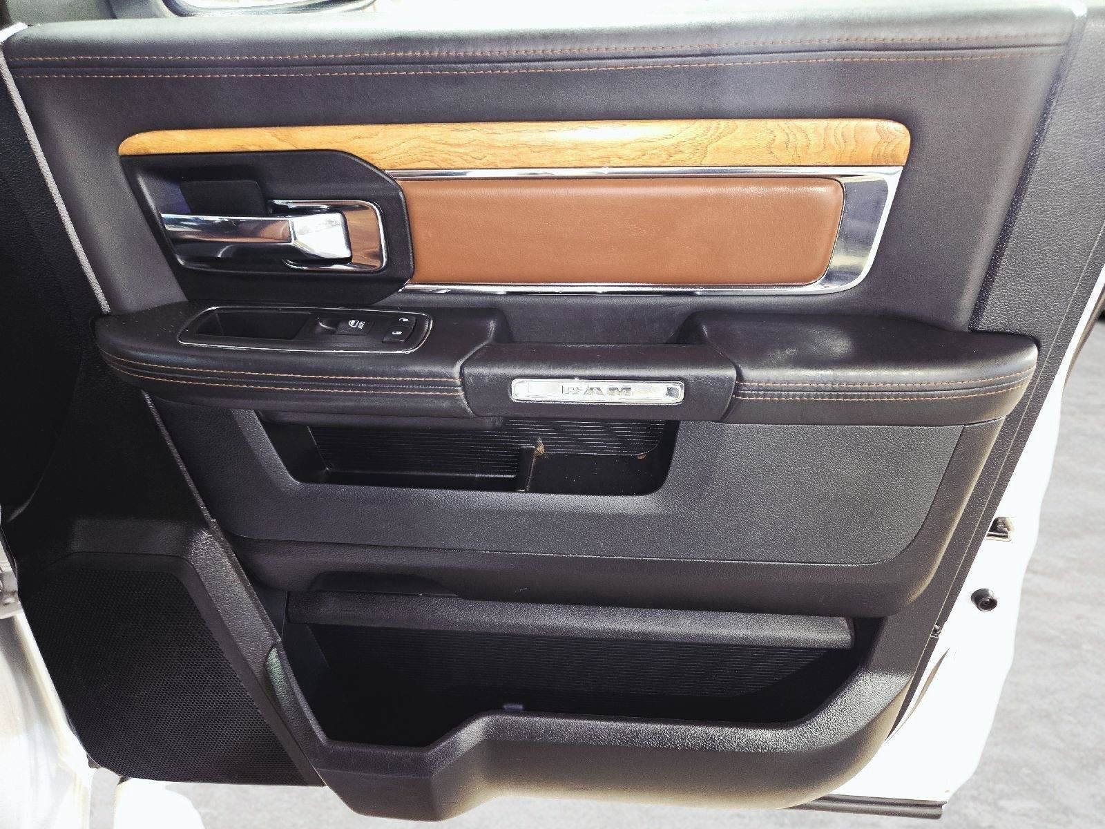 Used 2017 RAM 1500 Laramie Longhorn AWD/4WD image 65