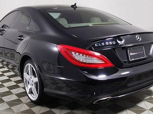 Used 2014 Mercedes-Benz CLS 550 w/ Premium 1 Package image 5