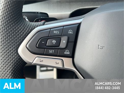 Used 2025 Volkswagen GTI Autobahn image 32