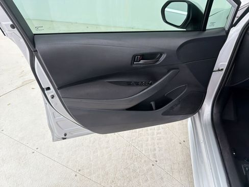 Used 2024 Toyota Corolla LE FWD image 13