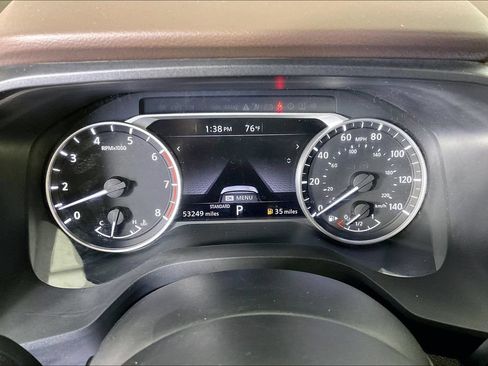 Used 2022 Nissan Rogue SV FWD image 27