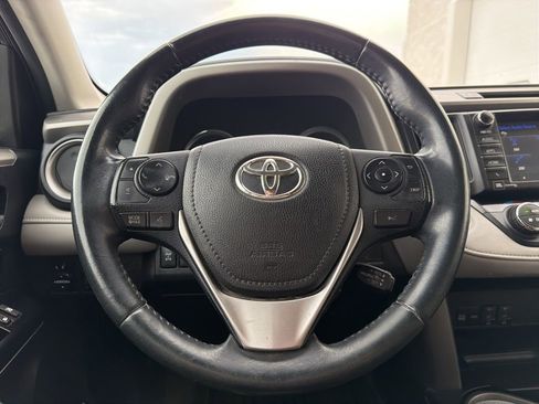 Used 2017 Toyota RAV4 Limited AWD/4WD image 10