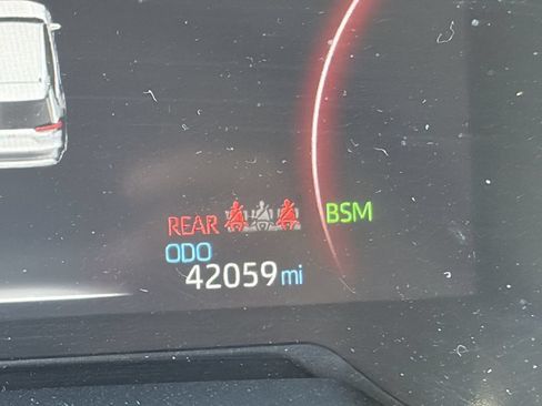 Used 2025 Toyota RAV4 XLE w/ Convenience Package AWD/4WD image 12