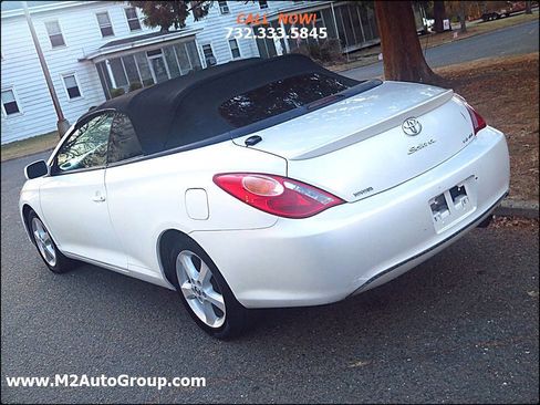 Used 2005 Toyota Solara SLE image 28