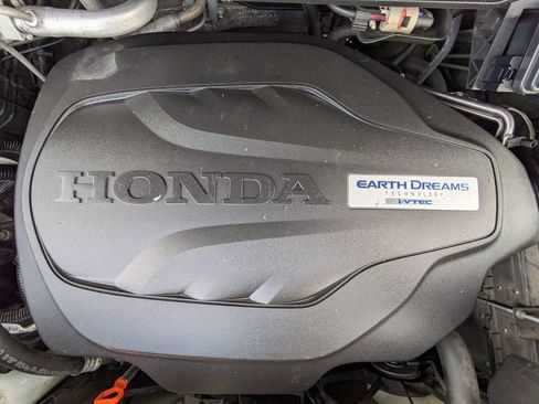 Used 2017 Honda Pilot EX image 31