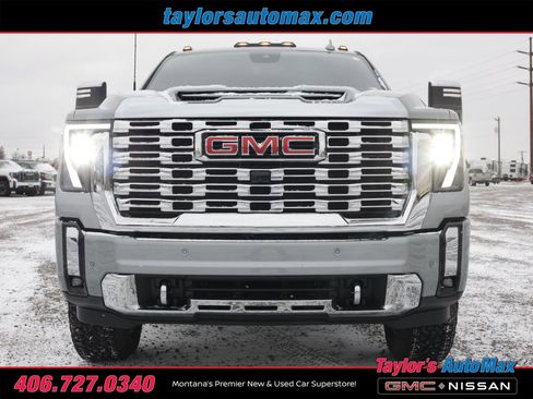 Used 2025 GMC Sierra 3500 Denali w/ Denali Reserve Package image 58