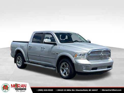 Used 2014 RAM 1500 Laramie w/ Convenience Group AWD/4WD image 7