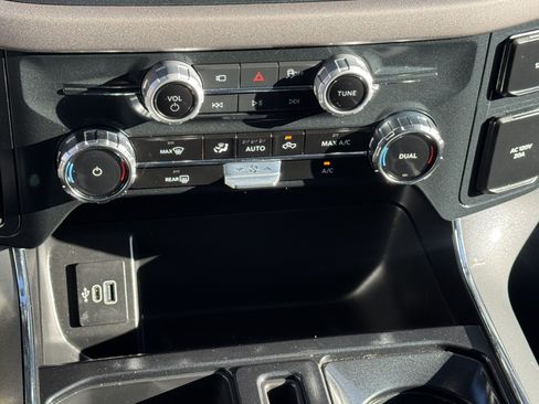 Used 2025 Ford F150 XLT w/ Equipment Group 301A Standard AWD/4WD image 24