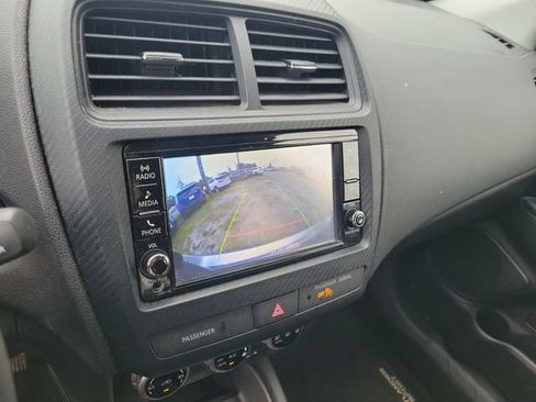 Used 2024 Mitsubishi Outlander Sport ES image 21