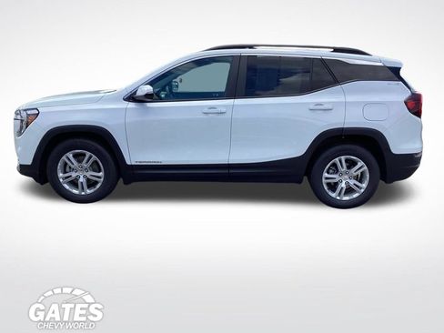 Used 2023 GMC Terrain SLE w/ Driver Convenience Package FWD image 6