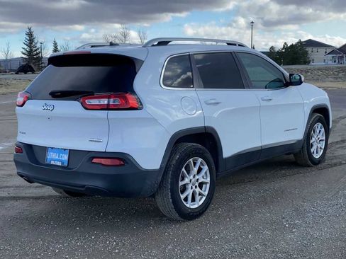 Used 2018 Jeep Cherokee Latitude image 8