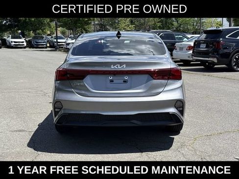 Used 2022 Kia Forte LXS w/ LXS Technology Package FWD image 3