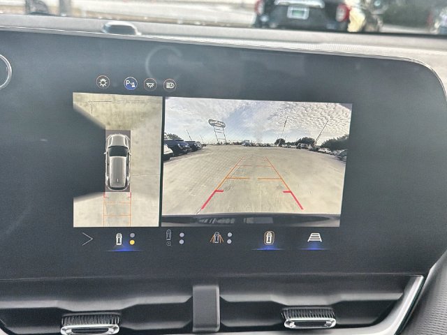 Certified 2025 Chevrolet Equinox LT w/ Convenience Package II FWD image 14