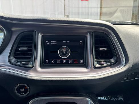 Used 2018 Dodge Challenger SXT w/ Blacktop Package RWD image 33