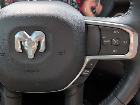 Used 2023 RAM 1500 Laramie image 15