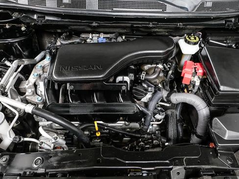 Used 2019 Nissan Rogue Sport SV w/ All-Weather Package FWD image 32