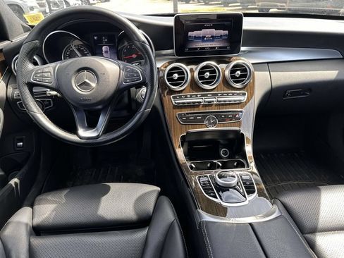 Used 2018 Mercedes-Benz C 300 4MATIC Sedan image 17