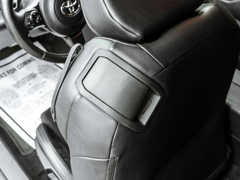 Used 2023 Toyota GR86 Premium RWD image 24