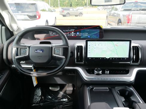 New 2025 Ford Expedition Max Platinum w/ Platinum Ultimate Package image 22