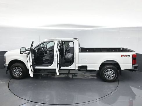 Used 2024 Ford F250 Lariat w/ Lariat Ultimate Package AWD/4WD image 58