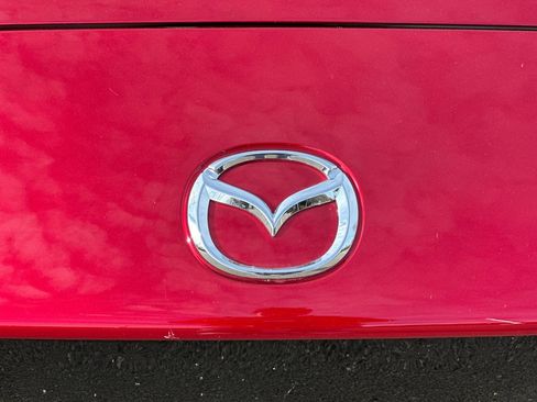 Used 2023 MAZDA MX-5 Miata Sport image 44