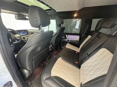 Used 2024 Mercedes-Benz G 550 image 42