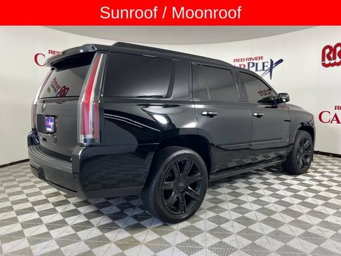 Used 2017 Cadillac Escalade Premium Luxury AWD/4WD image 9