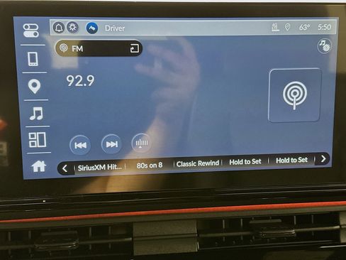 Used 2024 Honda Prologue Touring image 21