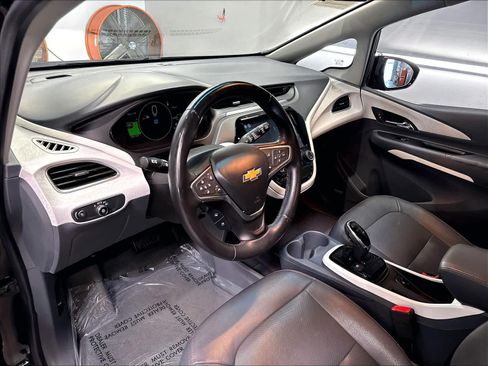 Used 2018 Chevrolet Bolt Premier w/ Driver Confidence II Package FWD image 15