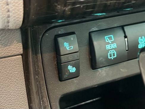 Used 2014 Chevrolet Traverse LT w/ All-Star Edition image 19