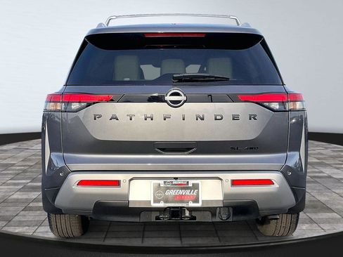 Used 2024 Nissan Pathfinder SL w/ SL Premium Package image 4