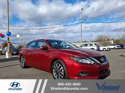 Used 2017 Nissan Altima 2.5 SL w/ 2.5 Technology Package