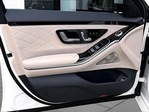 Certified 2022 Mercedes-Benz S 580 4MATIC Sedan image 22