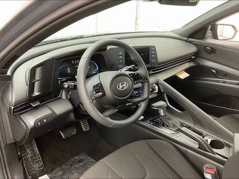 New 2026 Hyundai Elantra Sport FWD image 27