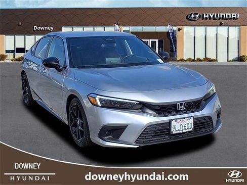 Used 2024 Honda Civic Sport image 3