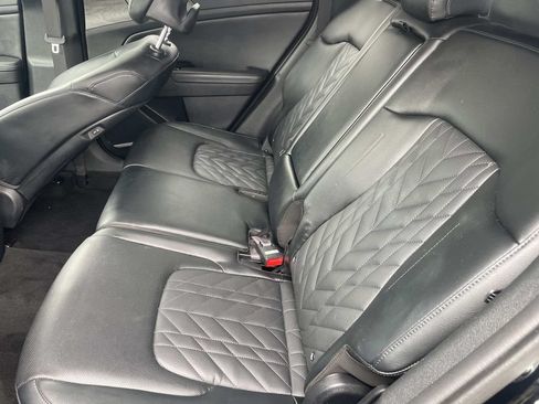 Used 2023 Kia Sportage X-Line AWD/4WD image 16