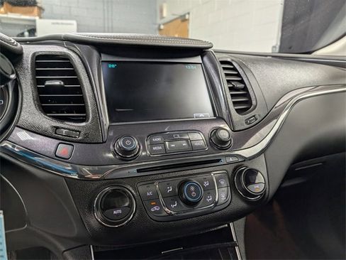 Used 2016 Chevrolet Impala LT w/ Leather Package image 22