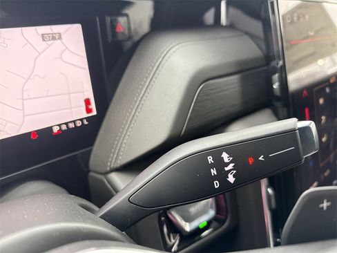 New 2026 GMC Yukon Denali w/ Sun & Power Step Package image 22