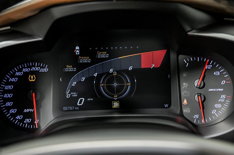 Used 2016 Chevrolet Corvette Z06 w/ 2LZ Preferred Equipment Group RWD image 21