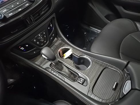 Used 2018 Buick Envision Essence AWD/4WD image 28
