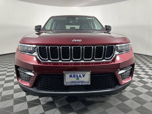 Certified 2023 Jeep Grand Cherokee Laredo AWD/4WD image 22