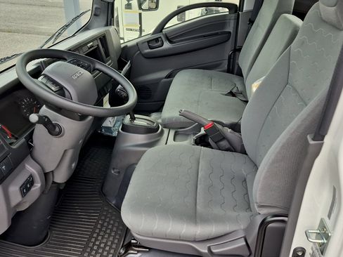New 2025 Isuzu NPR HD RWD image 4