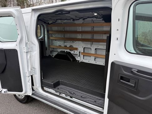 Used 2022 Ford Transit 250 Low Roof w/ Exterior Upgrade Package image 7