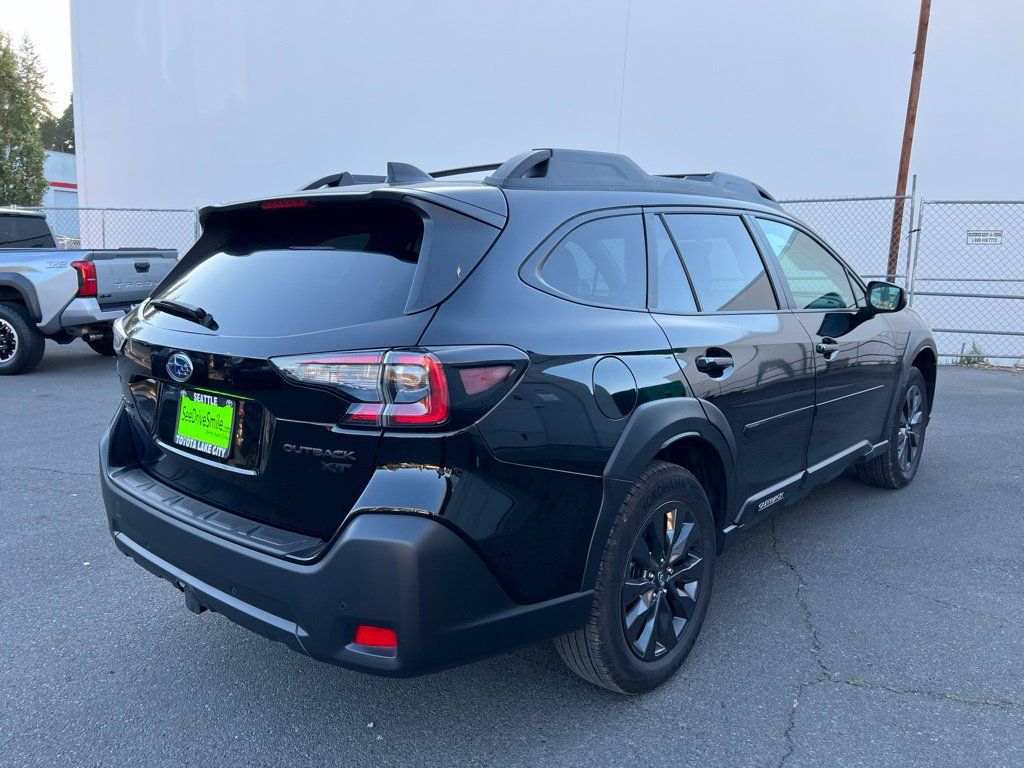 Used 2024 Subaru Outback Onyx Edition XT AWD/4WD image 4