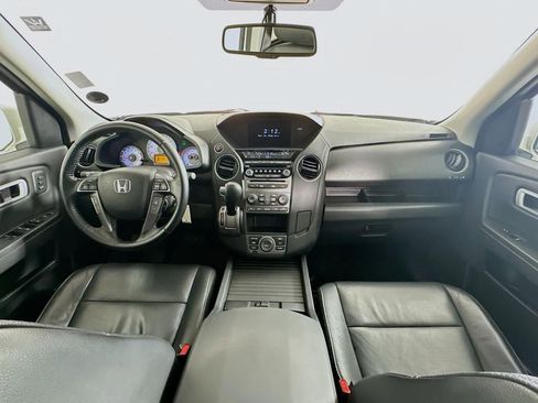 Used 2015 Honda Pilot Touring image 10
